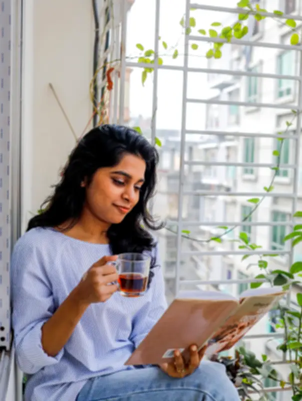 সার্টিফিকেটের বাইরে বই পড়ার অমূল্য উপকারিতা