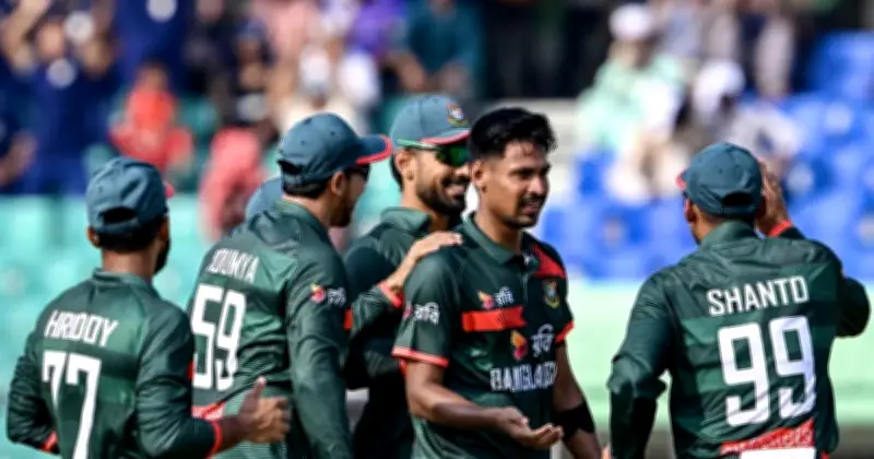 মোস্তাফিজের ঘূর্ণিতে কেলি ফিরলেন, চাপে নিউজিল্যান্ড