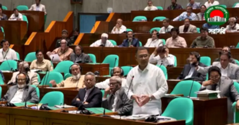 জ্বালানি সংকট মোকাবিলায় ৫ সদস্যের কমিটি ঘোষণা প্রধানমন্ত্রীর