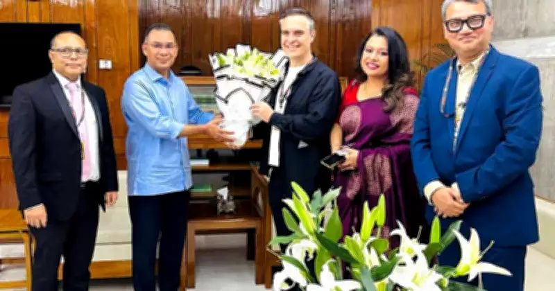 বাটা গ্রুপের গ্লোবাল সিইওর বাংলাদেশ সফর, প্রধানমন্ত্রীর সাথে সাক্ষাৎ