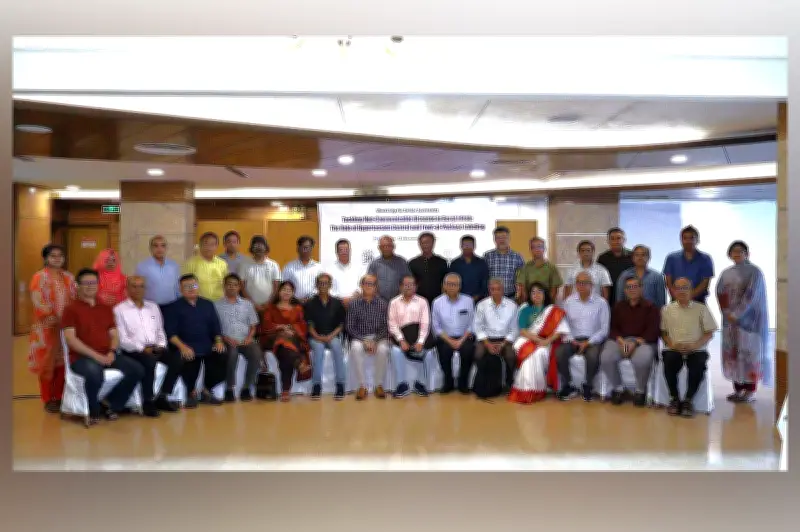 অসুস্থ খাদ্যাভ্যাসে অসংক্রামক রোগের ঝুঁকি, প্রয়োজন সতর্কীকরণ লেবেল