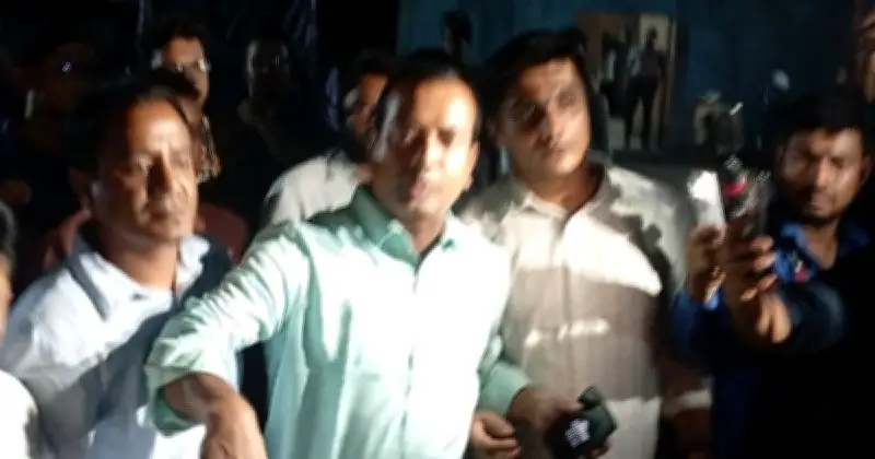 শাহবাগ থানায় ডাকসু নেতাকর্মীদের ওপর ছাত্রদলের হামলার অভিযোগ