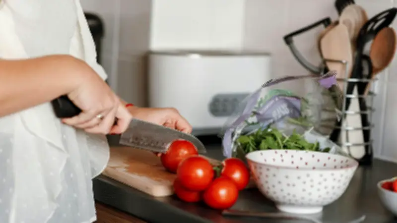 পটাশিয়ামের গুরুত্ব: ঘাটতি পূরণের উপায় ও সতর্কতা
