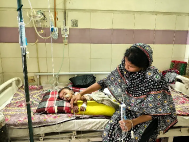দেশজুড়ে হামের প্রকোপ বেড়ে যাওয়ায় হাসপাতালে শিশু রোগীর চাপ বাড়ছে