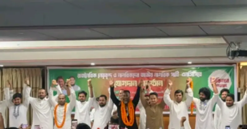 বিএনপির বহিষ্কৃত নেতা ইসহাক সরকার ও দুই সক্রিয় ব্যক্তি এনসিপিতে যোগ দিয়েছেন