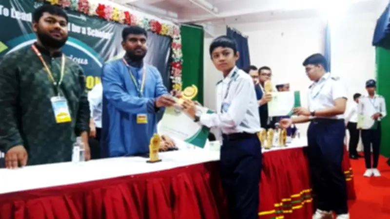 মেধাবী শিক্ষার্থীদের জন্য সাভার ওয়েলফেয়ার এসোসিয়েশনের চমৎকার উদ্যোগ