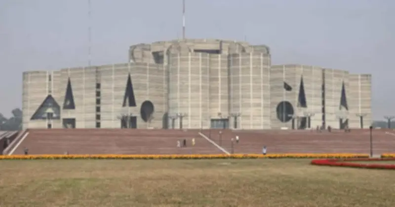 সংরক্ষিত নারী আসনে এক আসন ফাঁকা, উন্মুক্ত হবে কি?