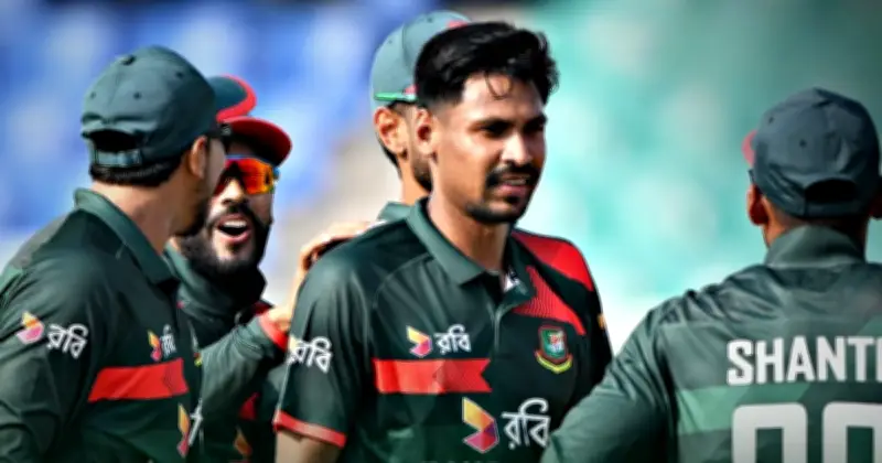 মোস্তাফিজের রেকর্ড: ওয়াসিম-বোল্টের পাশে বাঁহাতি পেসারদের তালিকায়