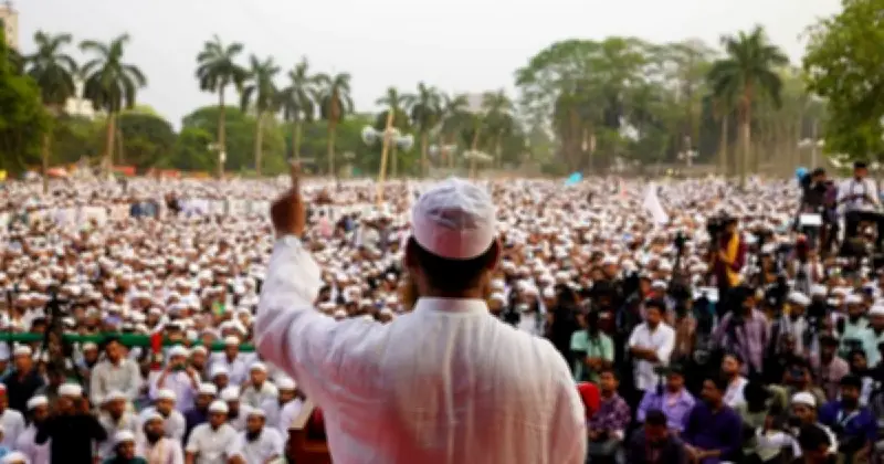 গাদ্দারি করে বিএনপি টিকে থাকতে পারবে না: মামুনুল হক