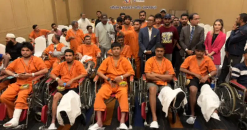 ব্যাংককে জুলাই যুদ্ধের আহতদের দেখতে মন্ত্রী