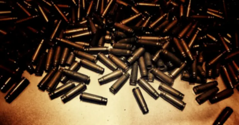 মিলসের সতর্কবাণী: তৃতীয় বিশ্বযুদ্ধের সম্ভাবনা আজও অনুরণিত