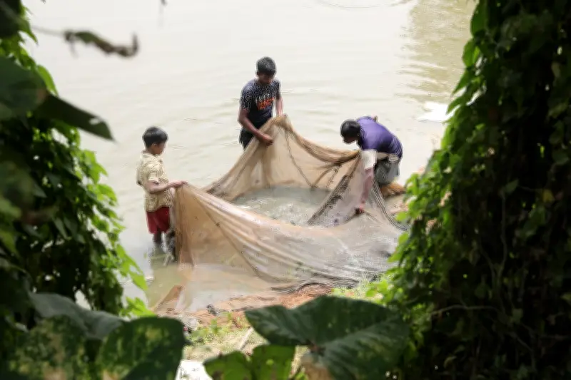 লালমনিরহাটে বৈশাখী উৎসবে ঘোড়দৌড় প্রতিযোগিতা