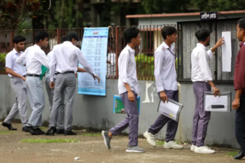 এসএসসি পরীক্ষায় ৪.৫ লাখ শিক্ষার্থী অংশ নিচ্ছে না: কারণ অনুসন্ধান জরুরি