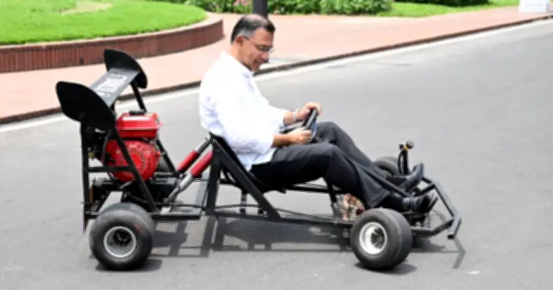 প্রধানমন্ত্রী তারেক রহমানের গো-কার্ট চালানোর অভিজ্ঞতা