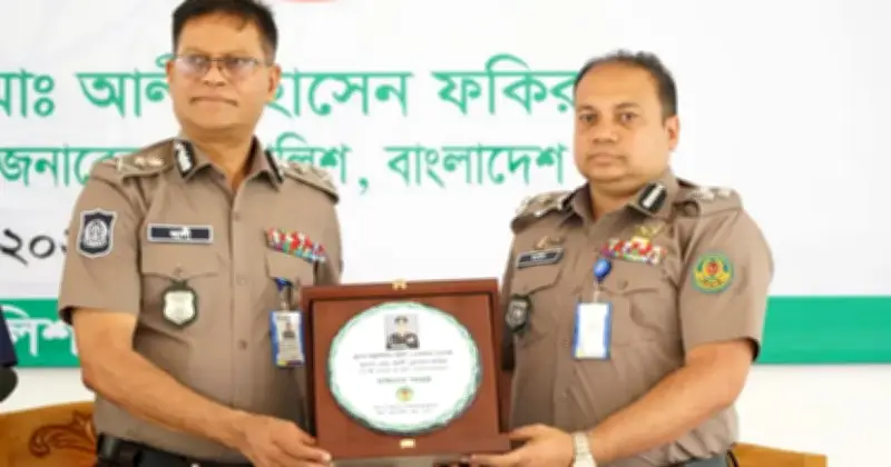 পুলিশের আচরণে ইতিবাচক পরিবর্তন আনতে হবে: আইজিপি