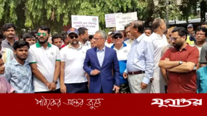 পর্যায়ক্রমে ব্যাটারিচালিত অটোরিকশা নিষিদ্ধ: মন্ত্রী