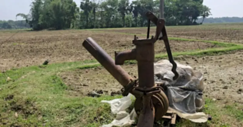 দেশজুড়ে লোডশেডিংয়ে অতিষ্ঠ জনজীবন, এসএসসি পরীক্ষার্থীরা সবচেয়ে বিপাকে