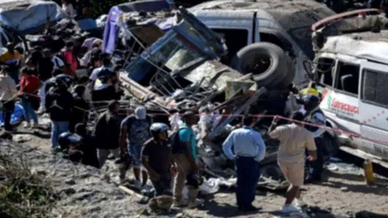 কলম্বিয়ায় ভয়াবহ বোমা হামলায় নিহত ১৪, আহত ৩৮