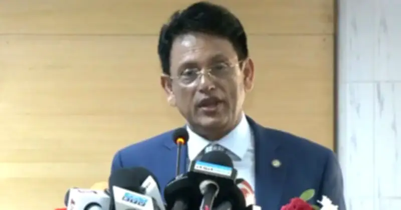 শিক্ষামন্ত্রীর উদ্বেগ: তরুণ সমাজ 'ইনস্ট্যান্ট কফি'র মতো, ধৈর্য ও বিশ্লেষণ ক্ষমতা কমছে