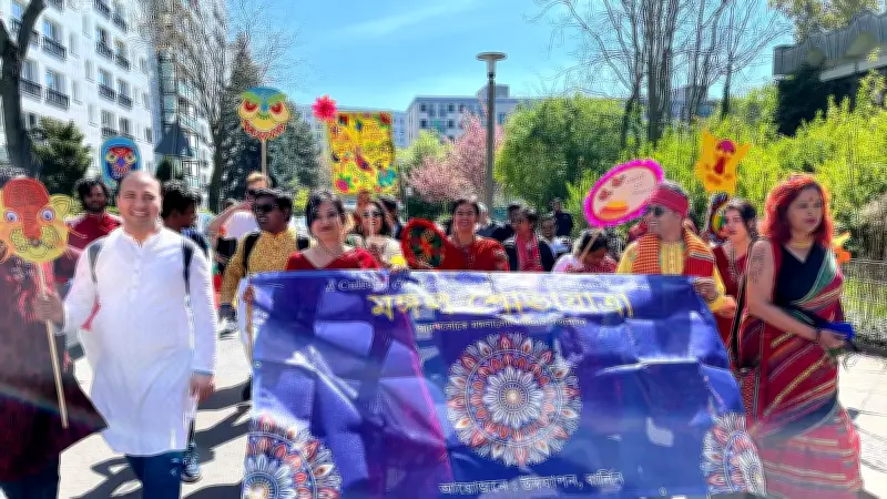 বার্লিনে বর্ণাঢ্য বৈশাখবরণ উৎসব উদযাপন