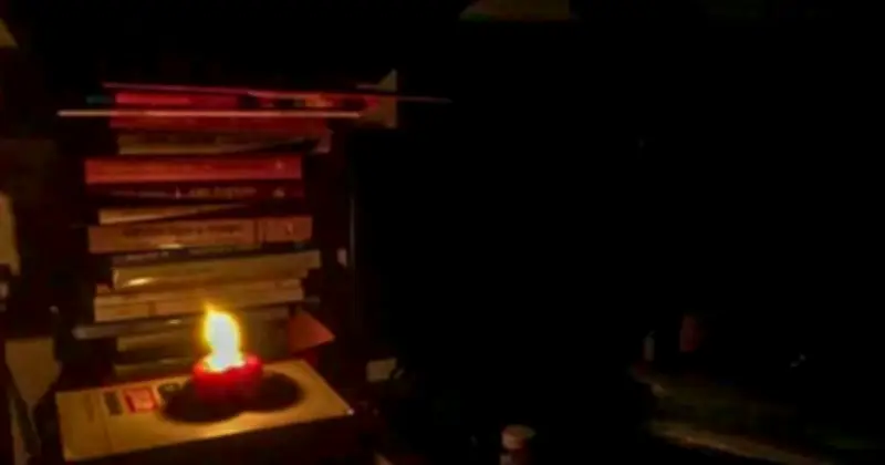 মনোহরগঞ্জে লোডশেডিংয়ে বিপর্যস্ত জনজীবন, এসএসসি পরীক্ষার্থীরা বিপাকে