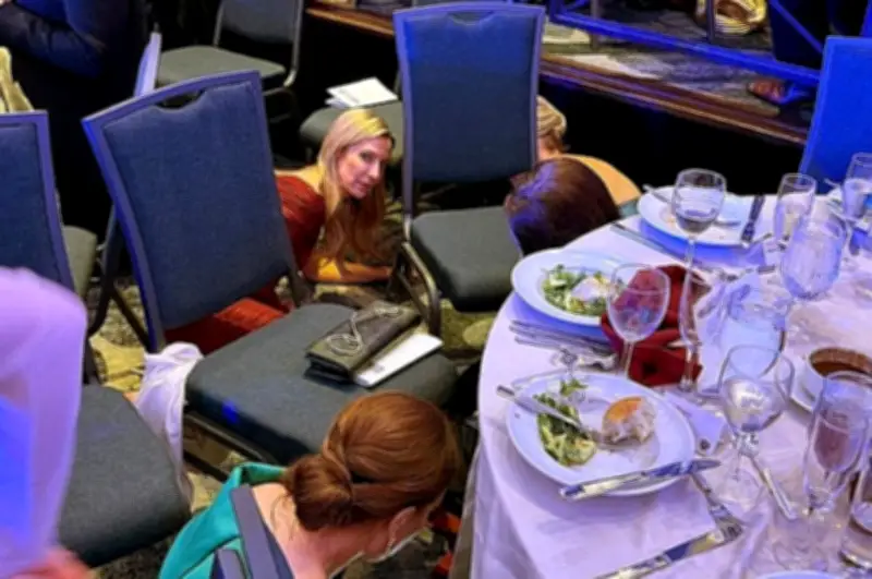 ট্রাম্পের নৈশভোজে গুলির শব্দে আতঙ্ক, অতিথিরা টেবিলের নিচে আশ্রয় নেন