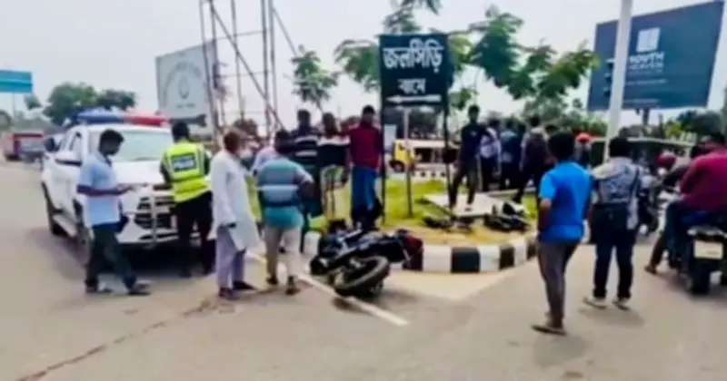 পূর্বাচলে মোটরসাইকেল দুর্ঘটনায় দুই কলেজছাত্র নিহত