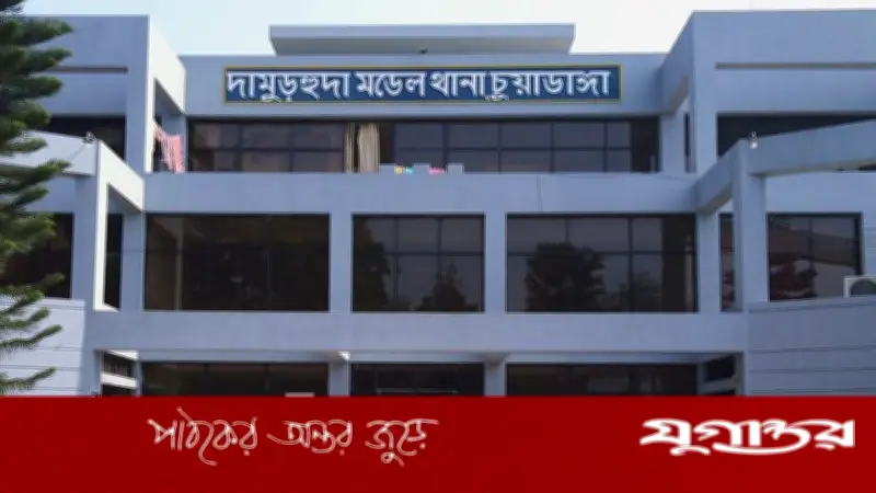 দর্শনায় সাংবাদিক লাঞ্ছনা: অভিযুক্তের পক্ষে ছাত্রদলের মানববন্ধন, ওসি ক্লোজড