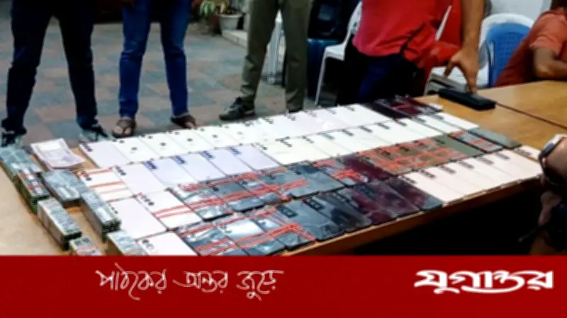 উত্তরায় চোরাই মোবাইলসহ দুই চীনা নাগরিক গ্রেফতার