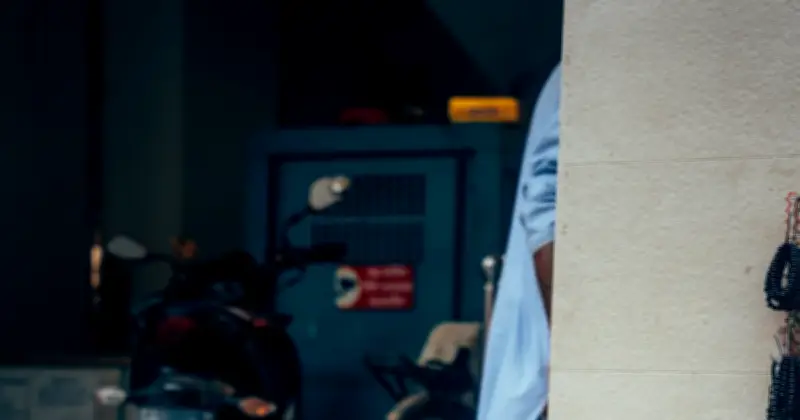 পড়ার অভ্যাস ক্ষয়ে যাচ্ছে, সংবাদপত্রের মৃত্যু কি অনিবার্য?