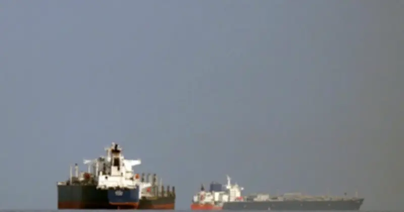 মার্কিন অবরোধ ফাঁকি দিয়ে ইরানের তেল রফতানি জোরদার