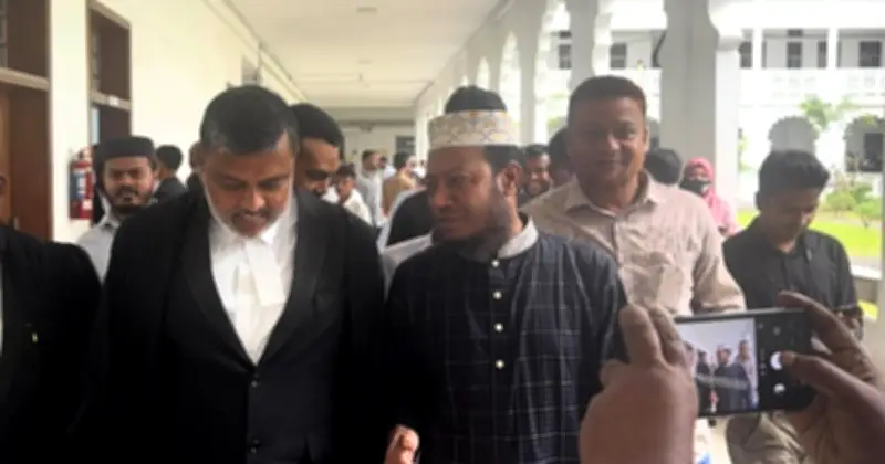 মানহানি মামলায় জামায়াত এমপি আমির হামজার আগাম জামিন