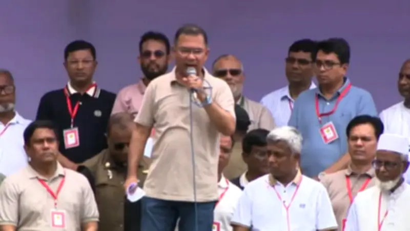 প্রধানমন্ত্রীর এলপিজি কার্ড ঘোষণা, নারীদের জন্য বিশেষ উদ্যোগ