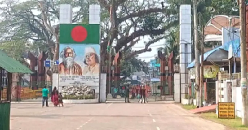 বেনাপোল দিয়ে পাসপোর্টধারী যাত্রী চলাচল সীমিত, শুধু মুমূর্ষু রোগী যেতে পারবেন