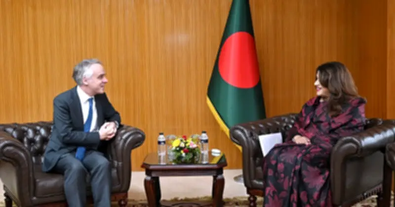 ফ্রান্সের পরিচালকের সাথে পররাষ্ট্র প্রতিমন্ত্রীর সাক্ষাৎ