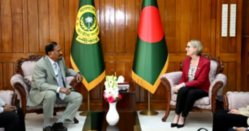 যুক্তরাজ্যের হাইকমিশনারের সঙ্গে স্পিকারের সৌজন্য সাক্ষাৎ