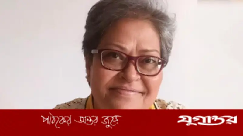 কেন স্মার্টফোন নয়, কিপ্যাড ফোন ব্যবহার করেন সুদীপা বসু?