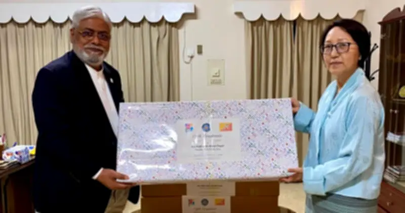 ভুটানের আর্চারি খেলার প্রসারে রিকার্ভ সরঞ্জাম উপহার দিলেন কাজী রাজীব