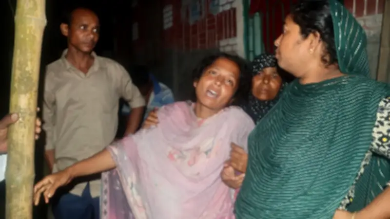 ফরিদপুরে দাদি-ফুফুসহ তিনজনকে কুপিয়ে হত্যার অভিযোগ যুবকের বিরুদ্ধে