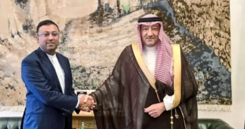 সৌদি উপমন্ত্রীর সঙ্গে হুমায়ুন কবিরের বৈঠক