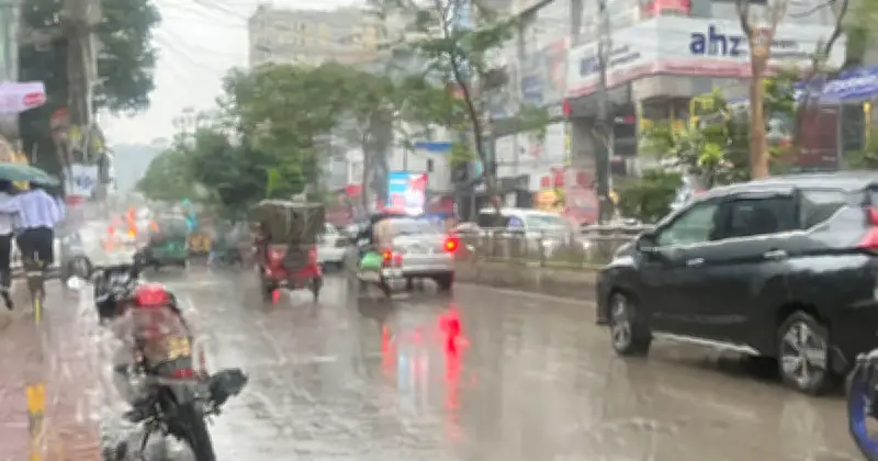 ঢাকাসহ দেশের বিভিন্ন স্থানে বৃষ্টিপাত, স্বস্তি ফিরেছে নগরজীবনে