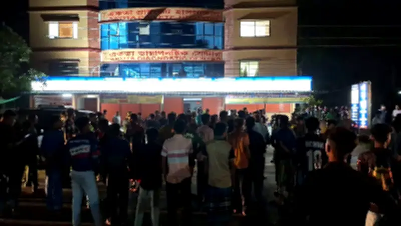 কুষ্টিয়ায় অস্ত্রোপচারে শিশুর মৃত্যু, চিকিৎসক পুলিশ হেফাজতে