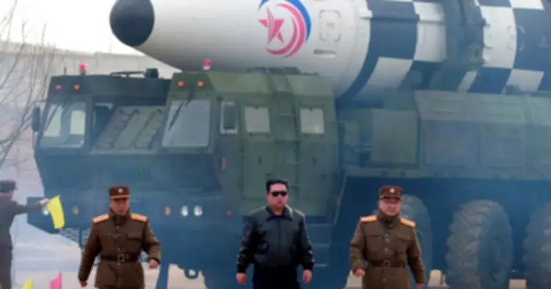 উত্তর কোরিয়ার পারমাণবিক হুমকি মোকাবিলায় দ্রুত পদক্ষেপের আহ্বান দক্ষিণ কোরিয়ার