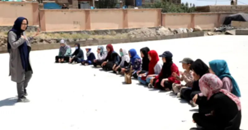নারীশিক্ষা ও কর্মে নিষেধাজ্ঞায় আফগানিস্তানে ২৫ হাজার নারী শিক্ষক-স্বাস্থ্যকর্মী হারানোর আশঙ্কা