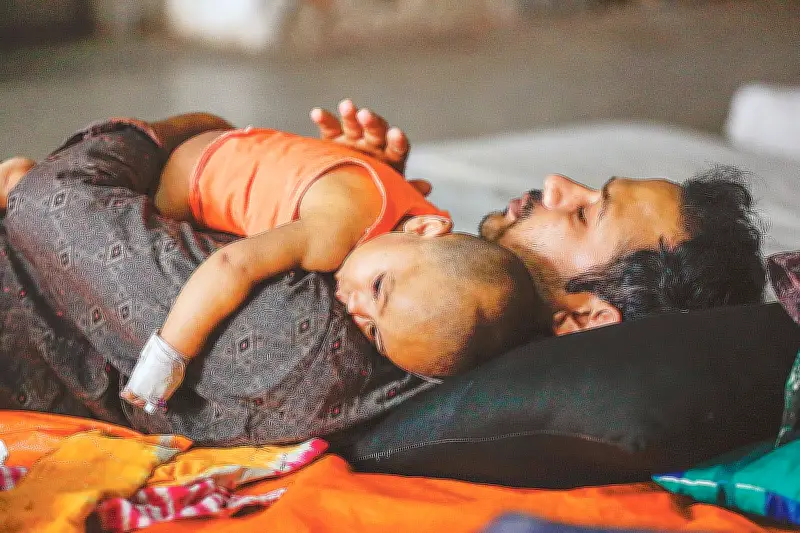 হামে শিশুমৃত্যু: কোভিডের শিক্ষা আমরা নিইনি, বারবার একই ভুল