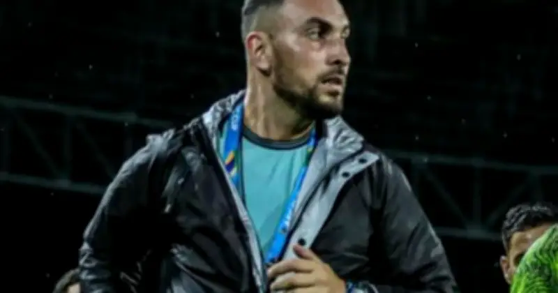 বাফুফের কোর্সে আবেদন প্রত্যাখ্যানে ক্ষুব্ধ তিউনিসিয়ান কোচ খলিল