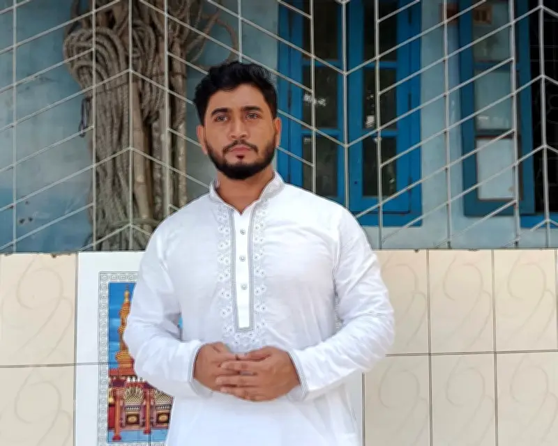 ঝরনা দেখে ফেরার পথে অটোরিকশা দুর্ঘটনায় নিহত ১