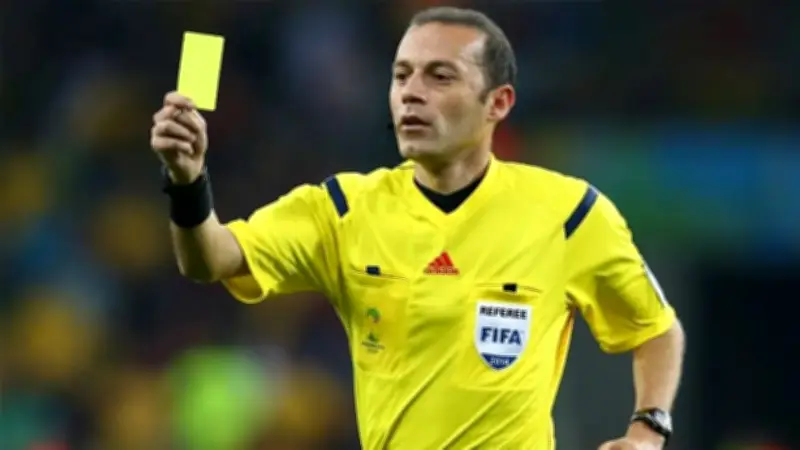 বিশ্বকাপে হলুদ কার্ডের নিয়মে বড় পরিবর্তন আনছে ফিফা