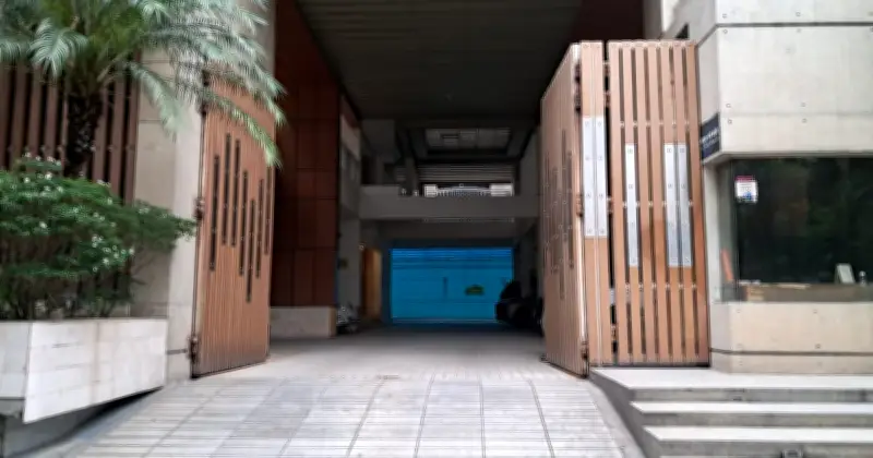 গুলশানে ভারতীয় নারীর মৃত্যু ঘিরে ধোঁয়াশা, ময়নাতদন্তের নির্দেশ