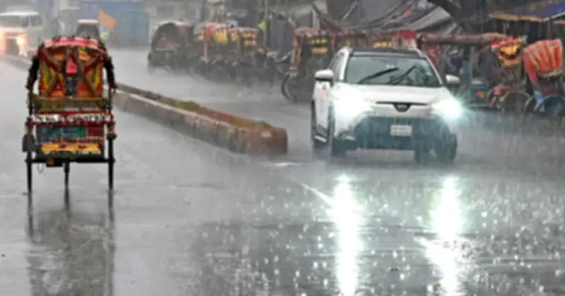 ৯৬ ঘণ্টায় সারাদেশে মাঝারি থেকে অতিভারি বর্ষণের পূর্বাভাস